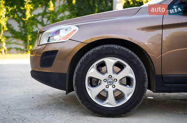 Внедорожник / Кроссовер Volvo XC60 2012 в 
