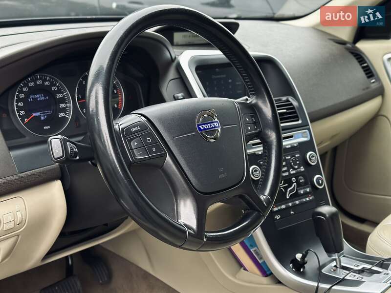 Внедорожник / Кроссовер Volvo XC60 2009 в Одессе