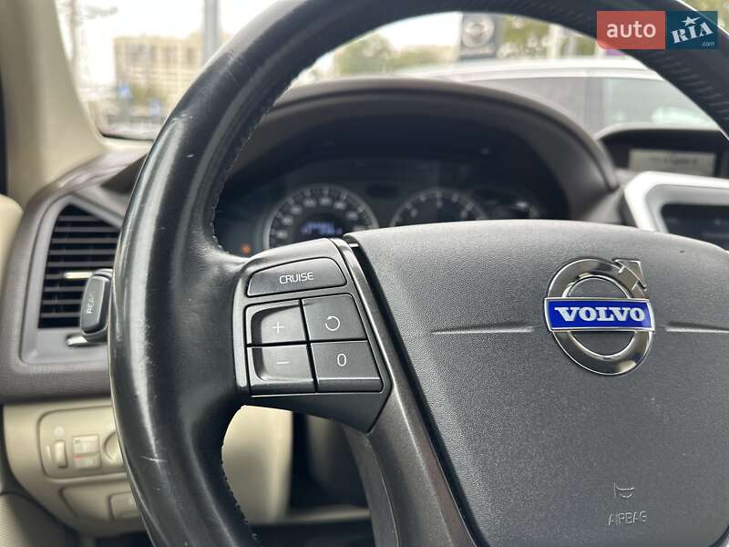 Внедорожник / Кроссовер Volvo XC60 2009 в Одессе