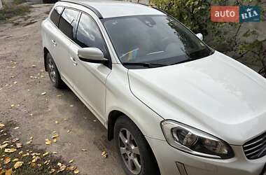 Внедорожник / Кроссовер Volvo XC60 2013 в 