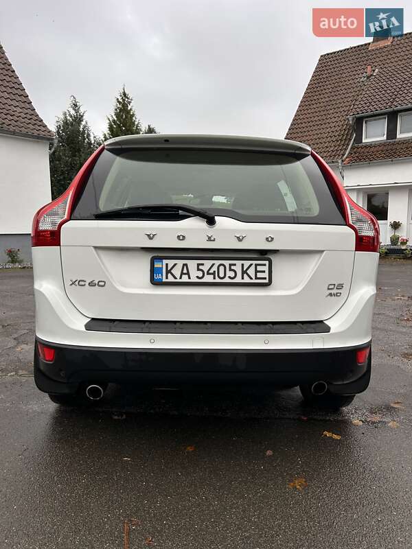 Внедорожник / Кроссовер Volvo XC60 2012 в Киеве