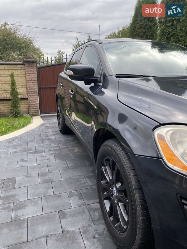 Внедорожник / Кроссовер Volvo XC60 2009 в Луцке