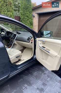Внедорожник / Кроссовер Volvo XC60 2009 в 
