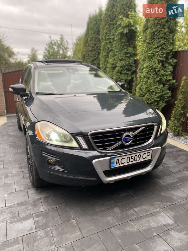 Внедорожник / Кроссовер Volvo XC60 2009 в Луцке