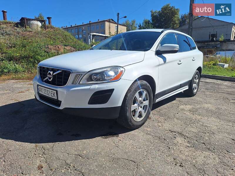 Внедорожник / Кроссовер Volvo XC60 2012 в Харькове
