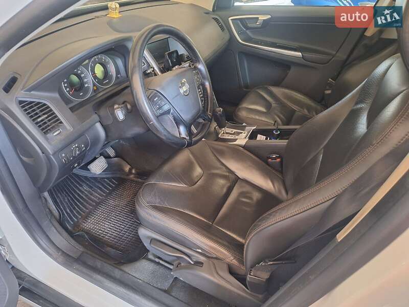 Внедорожник / Кроссовер Volvo XC60 2012 в Харькове