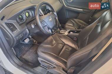 Позашляховик / Кросовер Volvo XC60 2012 в  фото 7 Позашляховик / Кросовер Volvo XC60 2012 в