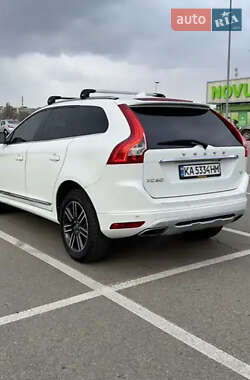 Внедорожник / Кроссовер Volvo XC60 2017 в 