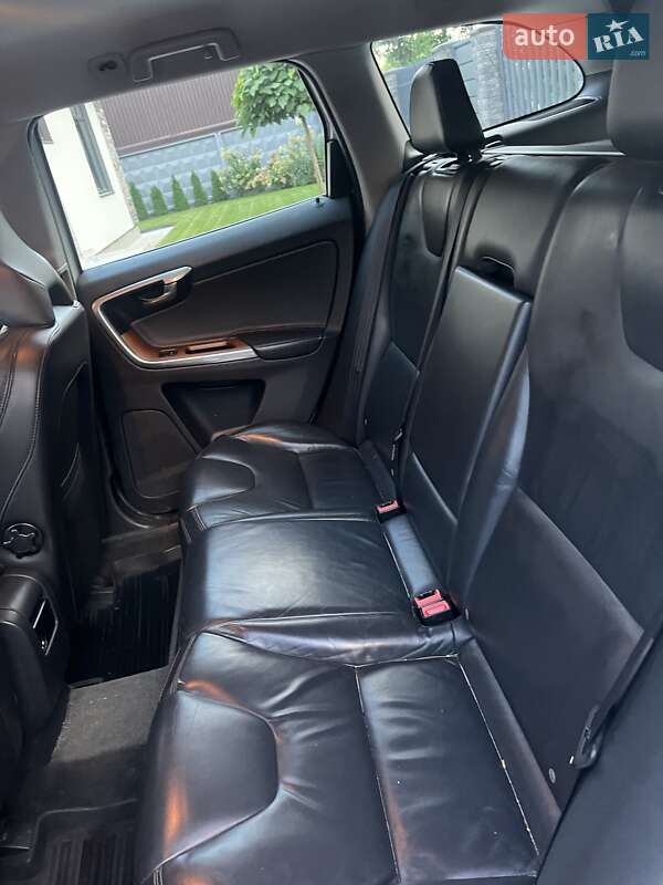 Позашляховик / Кросовер Volvo XC60 2013 в Києві