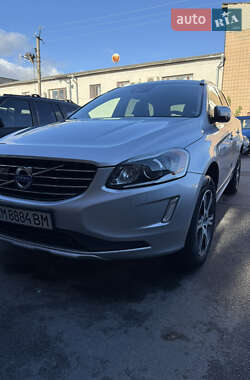 Внедорожник / Кроссовер Volvo XC60 2015 в 