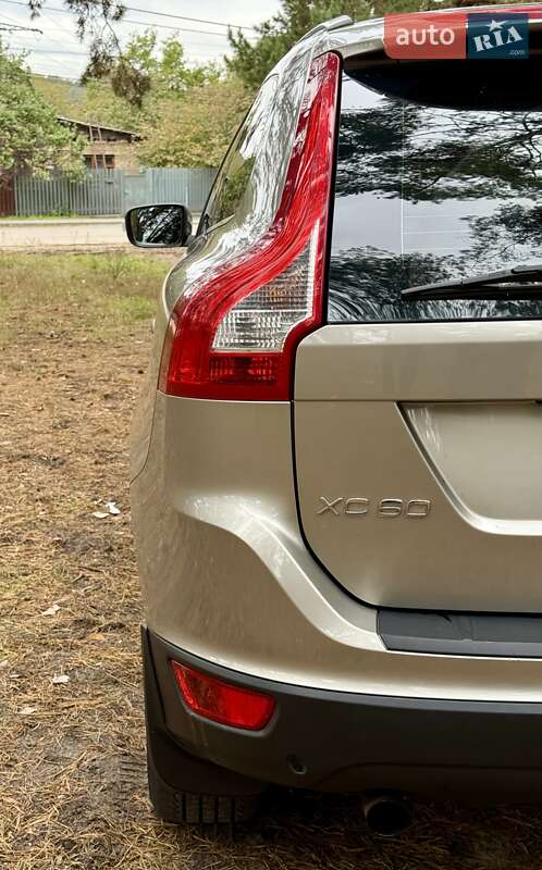Позашляховик / Кросовер Volvo XC60 2012 в Києві
