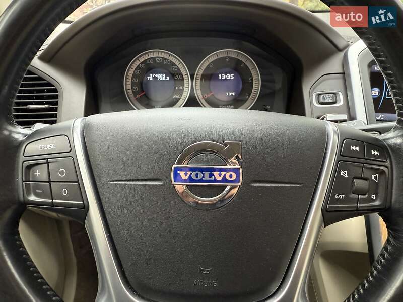 Позашляховик / Кросовер Volvo XC60 2012 в Києві