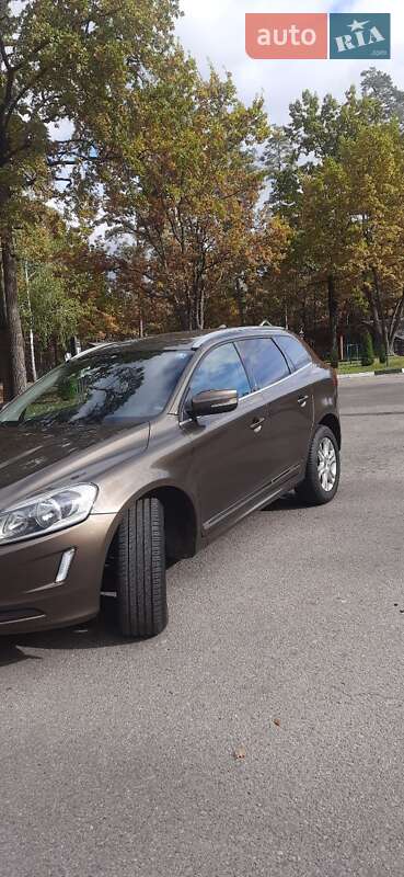 Внедорожник / Кроссовер Volvo XC60 2015 в Коростене