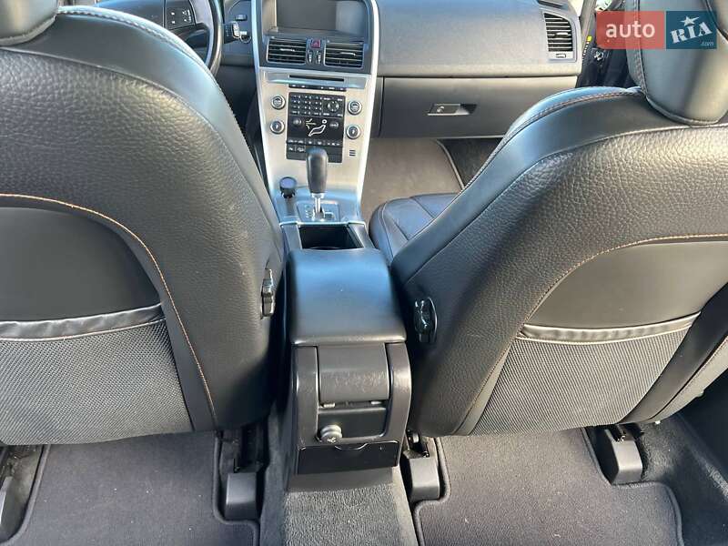Внедорожник / Кроссовер Volvo XC60 2008 в Сумах