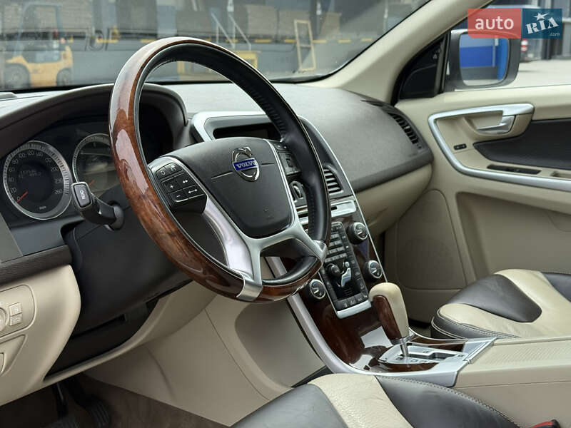 Внедорожник / Кроссовер Volvo XC60 2012 в Ровно