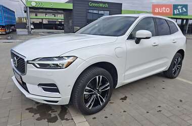 Позашляховик / Кросовер Volvo XC60 2017 в  фото 8 Позашляховик / Кросовер Volvo XC60 2017 в