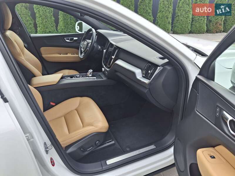 Позашляховик / Кросовер Volvo XC60 2017 в Кам'янець-Подільському фото 34 Позашляховик / Кросовер Volvo XC60 2017 в Кам'янець-Подільському