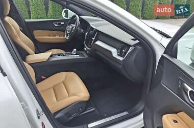 Позашляховик / Кросовер Volvo XC60 2017 в  фото 34 Позашляховик / Кросовер Volvo XC60 2017 в