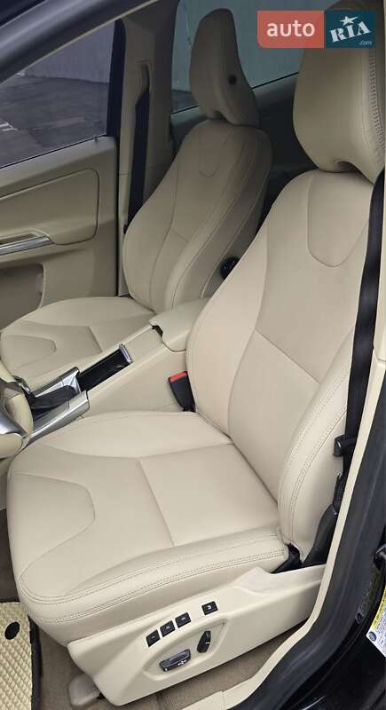 Внедорожник / Кроссовер Volvo XC60 2012 в Киеве фото 8 Внедорожник / Кроссовер Volvo XC60 2012 в Киеве