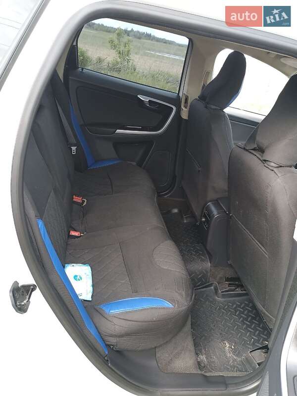 Позашляховик / Кросовер Volvo XC60 2010 в Рівному