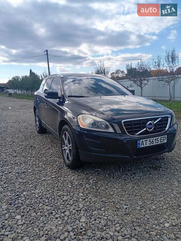 Позашляховик / Кросовер Volvo XC60 2010 в Косові