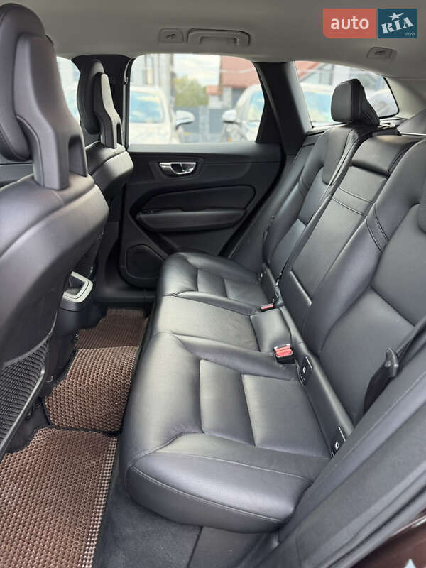 Внедорожник / Кроссовер Volvo XC60 2017 в Ивано-Франковске