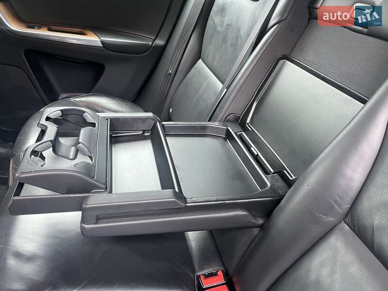 Позашляховик / Кросовер Volvo XC60 2013 в Києві