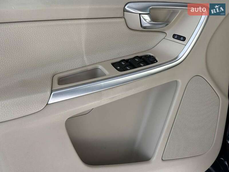 Внедорожник / Кроссовер Volvo XC60 2009 в Одессе фото 11 Внедорожник / Кроссовер Volvo XC60 2009 в Одессе