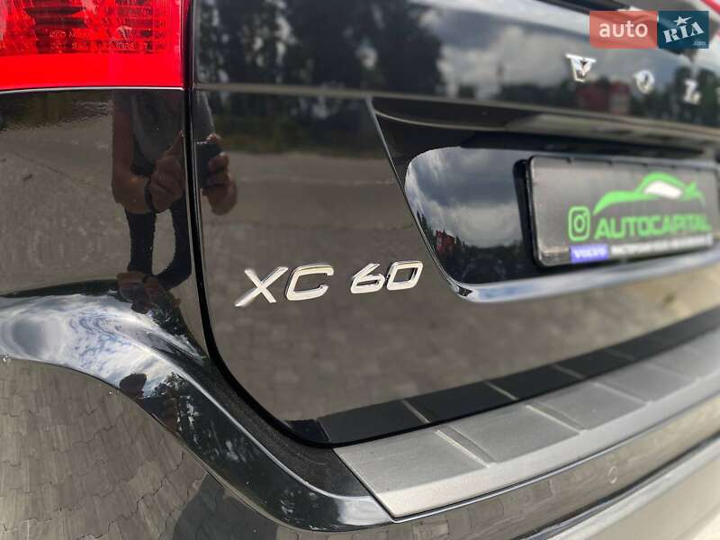 Позашляховик / Кросовер Volvo XC60 2011 в Києві