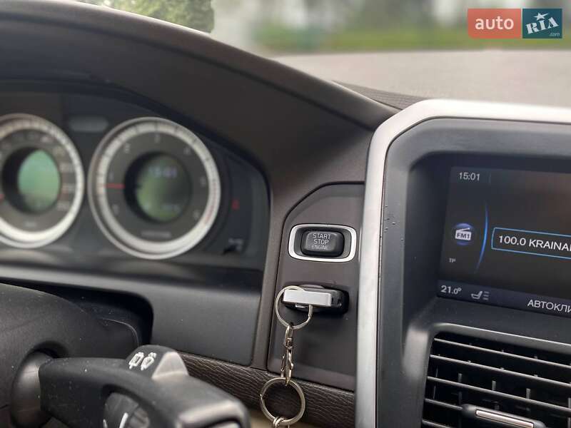 Позашляховик / Кросовер Volvo XC60 2011 в Києві