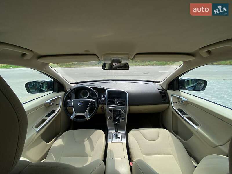 Позашляховик / Кросовер Volvo XC60 2011 в Києві
