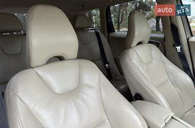 Позашляховик / Кросовер Volvo XC60 2012 в  фото 26 Позашляховик / Кросовер Volvo XC60 2012 в