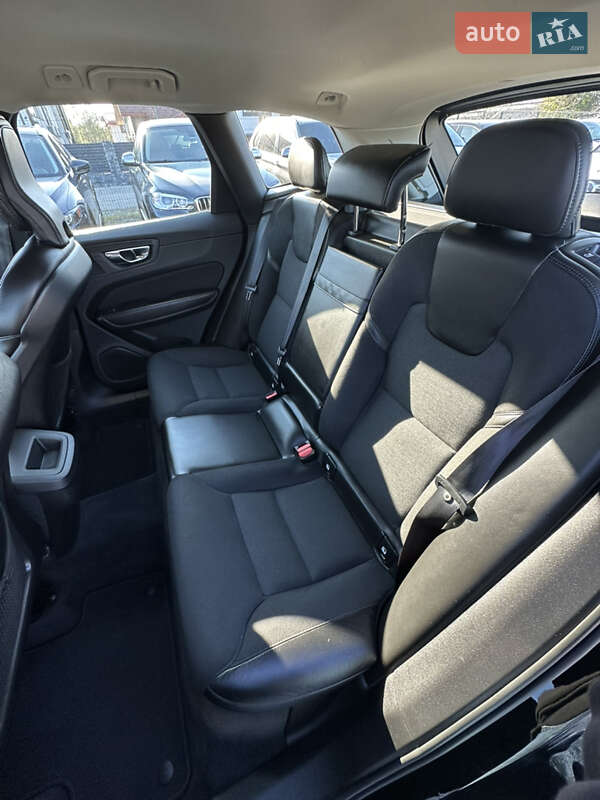 Внедорожник / Кроссовер Volvo XC60 2019 в Ивано-Франковске фото 25 Внедорожник / Кроссовер Volvo XC60 2019 в Ивано-Франковске