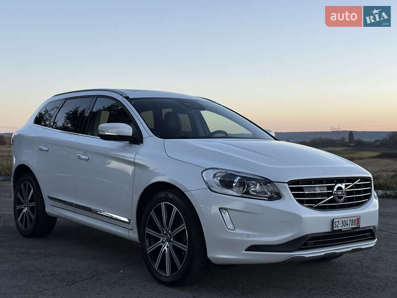 Внедорожник / Кроссовер Volvo XC60 2017 в Радивилове