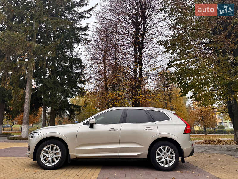 Внедорожник / Кроссовер Volvo XC60 2019 в Киеве