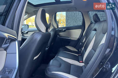 Позашляховик / Кросовер Volvo XC60 2010 в  фото 56 Позашляховик / Кросовер Volvo XC60 2010 в