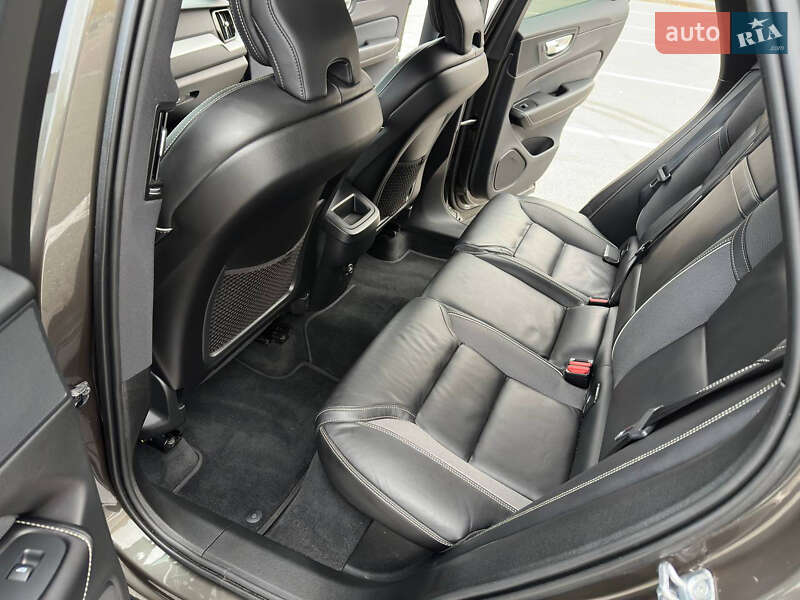 Позашляховик / Кросовер Volvo XC60 2020 в Києві фото 27 Позашляховик / Кросовер Volvo XC60 2020 в Києві