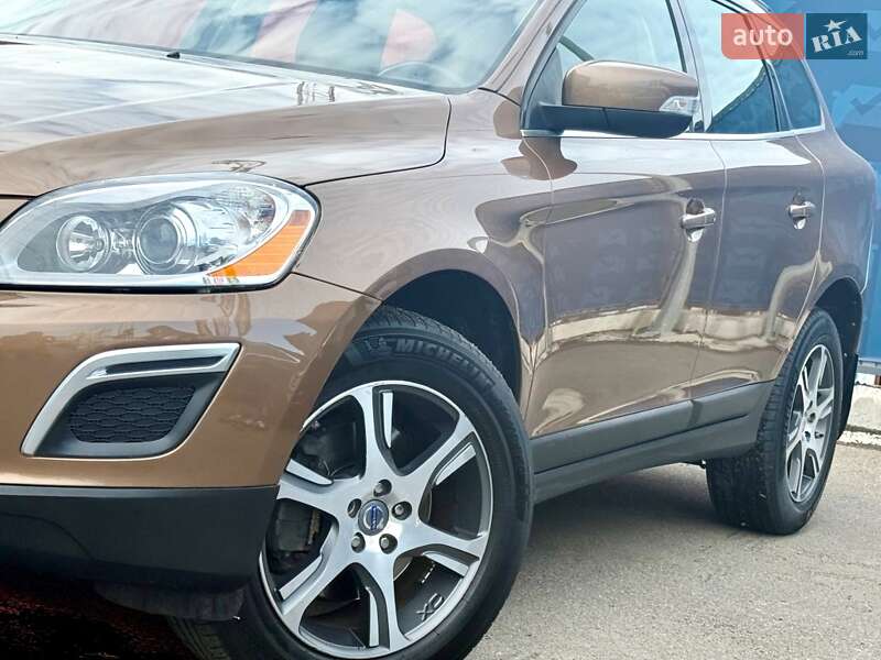 Позашляховик / Кросовер Volvo XC60 2012 в Києві фото 8 Позашляховик / Кросовер Volvo XC60 2012 в Києві