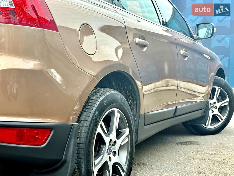 Позашляховик / Кросовер Volvo XC60 2012 в Києві фото 18 Позашляховик / Кросовер Volvo XC60 2012 в Києві