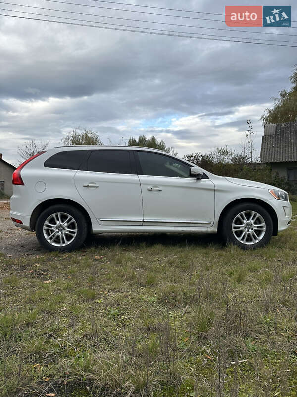 Внедорожник / Кроссовер Volvo XC60 2015 в Самборе фото 11 Внедорожник / Кроссовер Volvo XC60 2015 в Самборе
