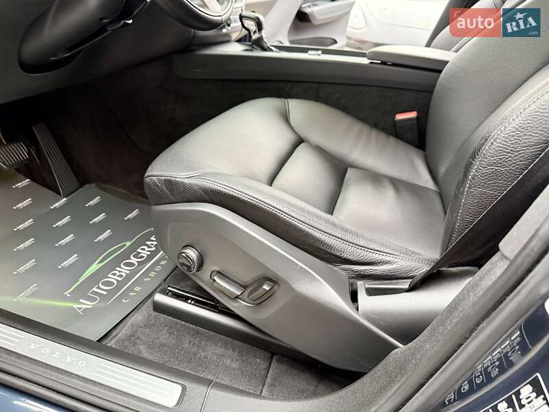 Позашляховик / Кросовер Volvo XC60 2017 в Києві фото 31 Позашляховик / Кросовер Volvo XC60 2017 в Києві