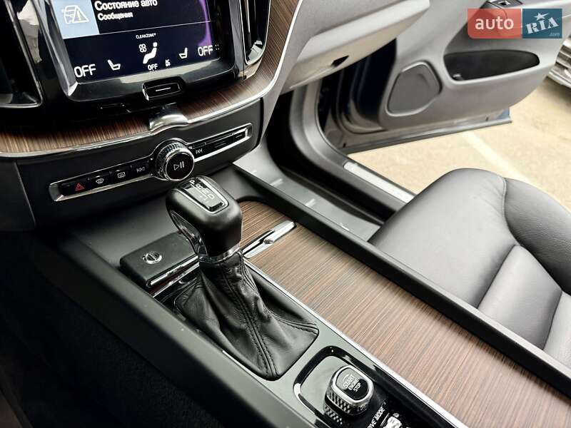 Позашляховик / Кросовер Volvo XC60 2017 в Києві фото 36 Позашляховик / Кросовер Volvo XC60 2017 в Києві