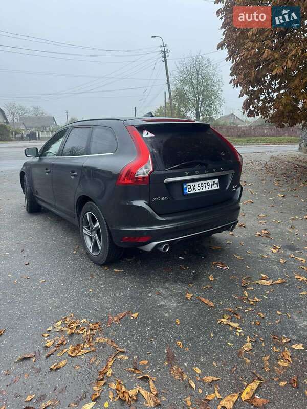 Внедорожник / Кроссовер Volvo XC60 2014 в Полонном