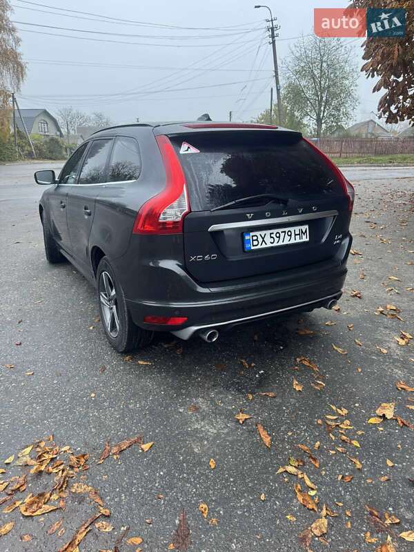 Внедорожник / Кроссовер Volvo XC60 2014 в Полонном