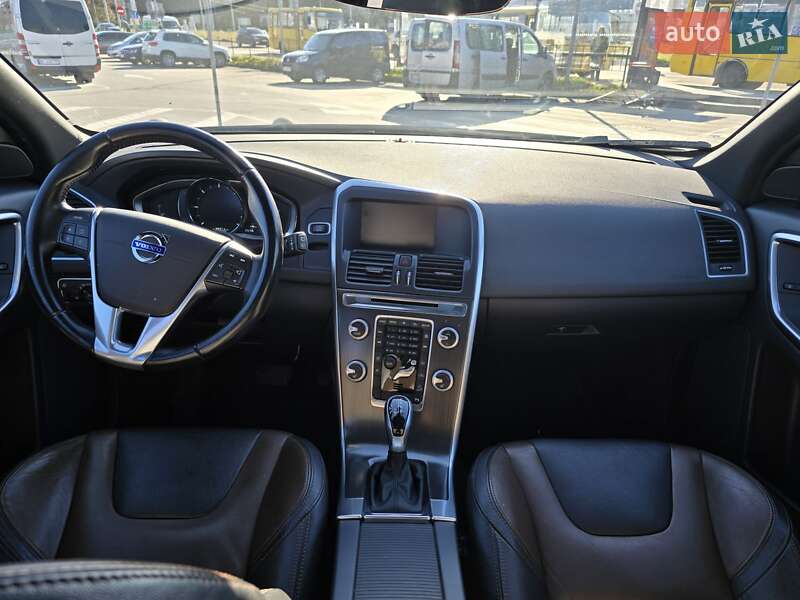 Внедорожник / Кроссовер Volvo XC60 2015 в Львове