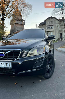 Позашляховик / Кросовер Volvo XC60 2011 в  фото 4 Позашляховик / Кросовер Volvo XC60 2011 в