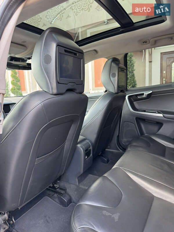 Позашляховик / Кросовер Volvo XC60 2015 в Моршині фото 24 Позашляховик / Кросовер Volvo XC60 2015 в Моршині