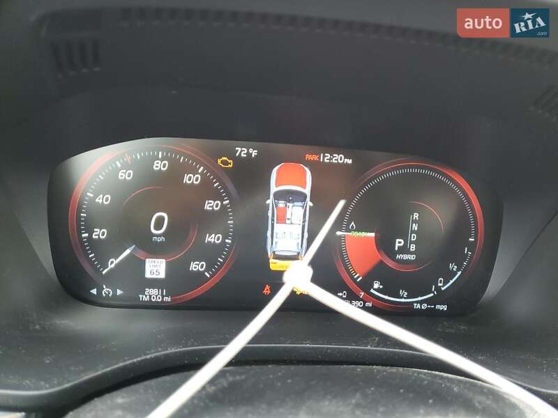 Внедорожник / Кроссовер Volvo XC60 2018 в Харькове