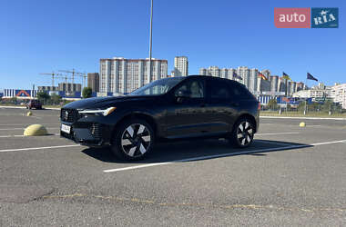 Позашляховик / Кросовер Volvo XC60 2024 в Києві