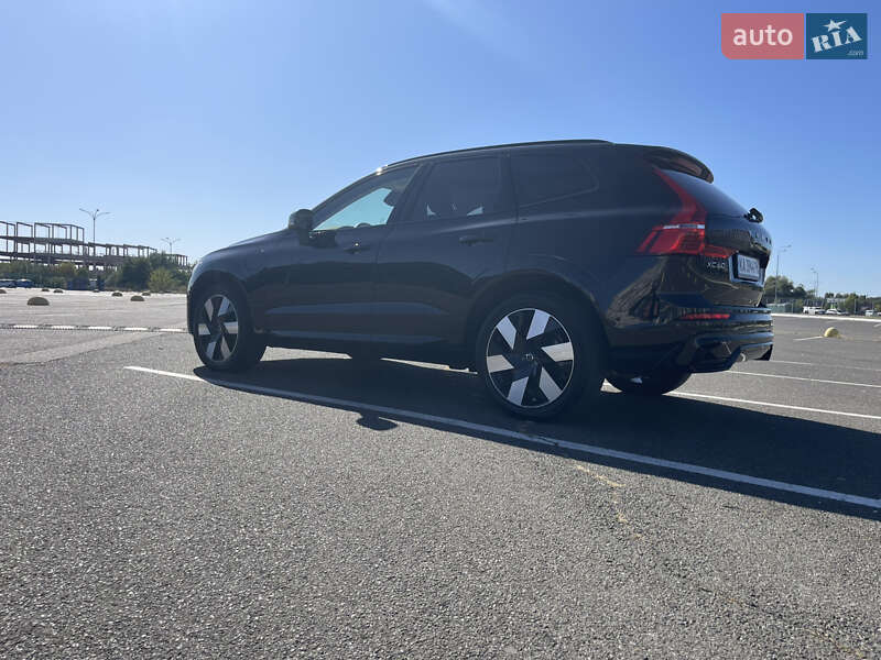 Позашляховик / Кросовер Volvo XC60 2024 в Києві фото 17 Позашляховик / Кросовер Volvo XC60 2024 в Києві